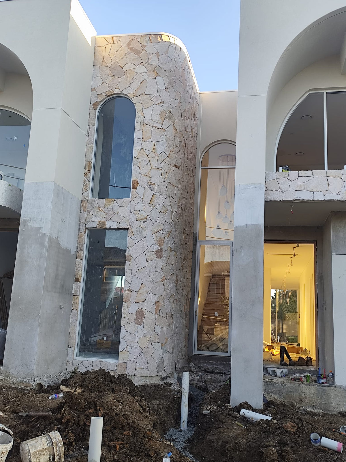 Sahara exterior feature wall (Dry Stacked)