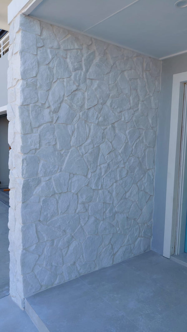 Mirella White Stone Cladding natural split face and irregular edges