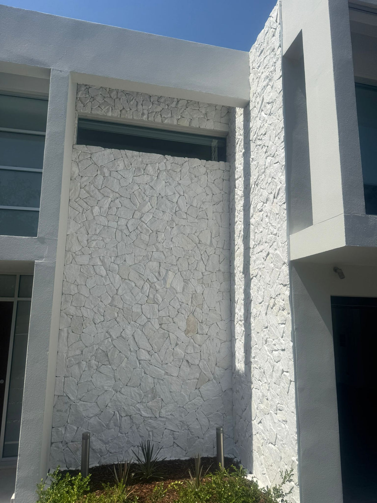 Mirella White tonal variation